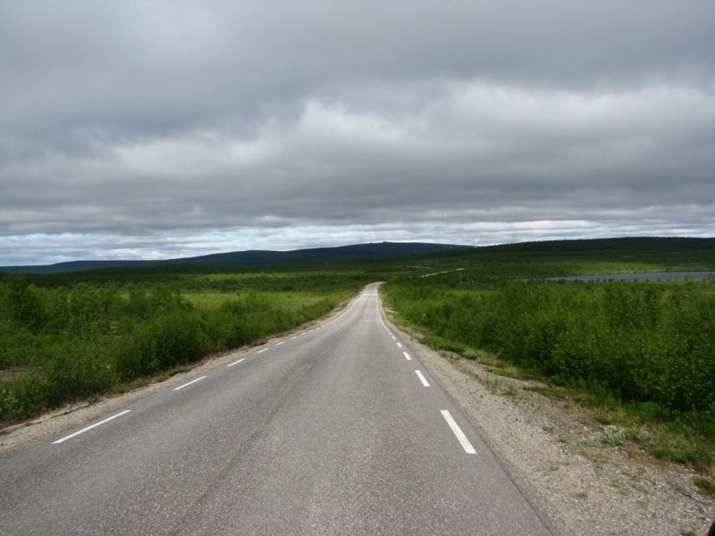 Road between Kaarasjoki and
Kautokeino (Norway)