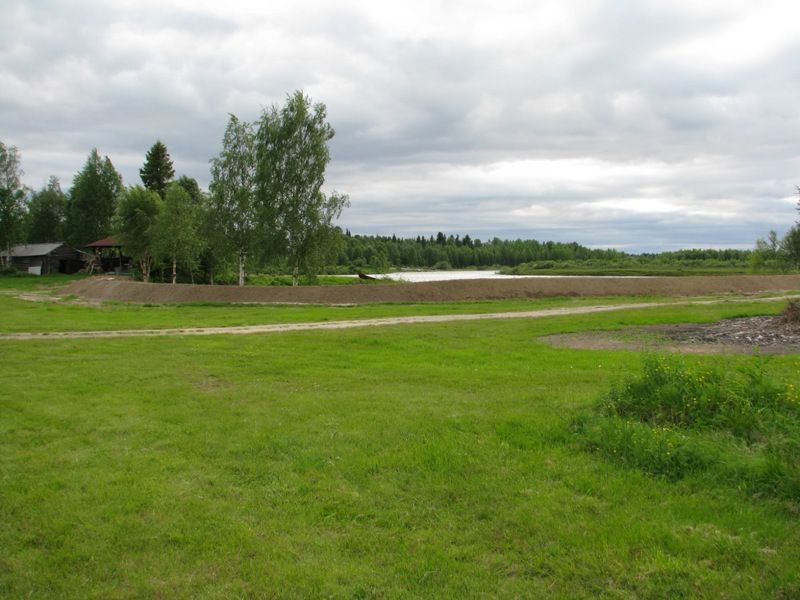 Flood bank in Kittilä camping