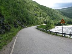 Road between Utsjoki and
Karigasniemi