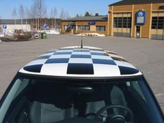 Chequered flag roof
by Heppu